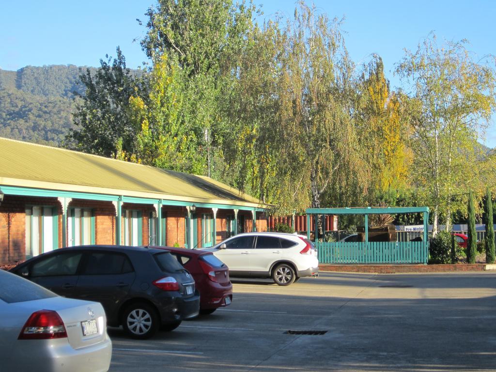 Snowgum Motel Mount Beauty Exterior photo